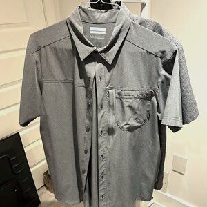 Columbia Shirt , Medium , Grey